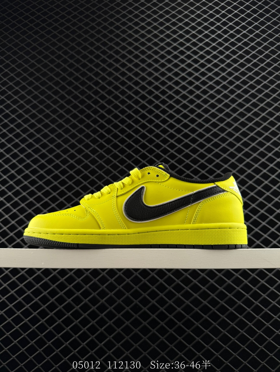 Travis Scott x Air Jordan 1 ” Reverse Mocha “